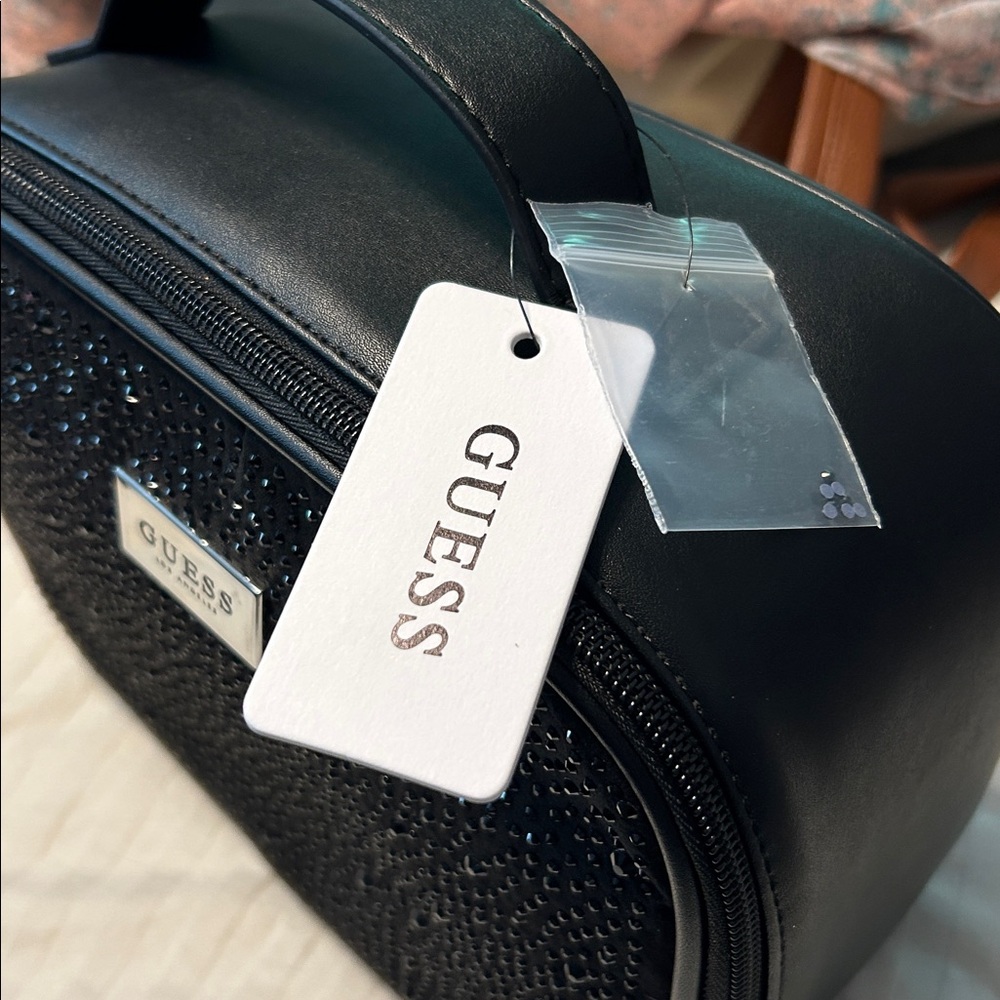 NWT Guess Black Sparkle Cosmetic Case - Picture 2 of 5